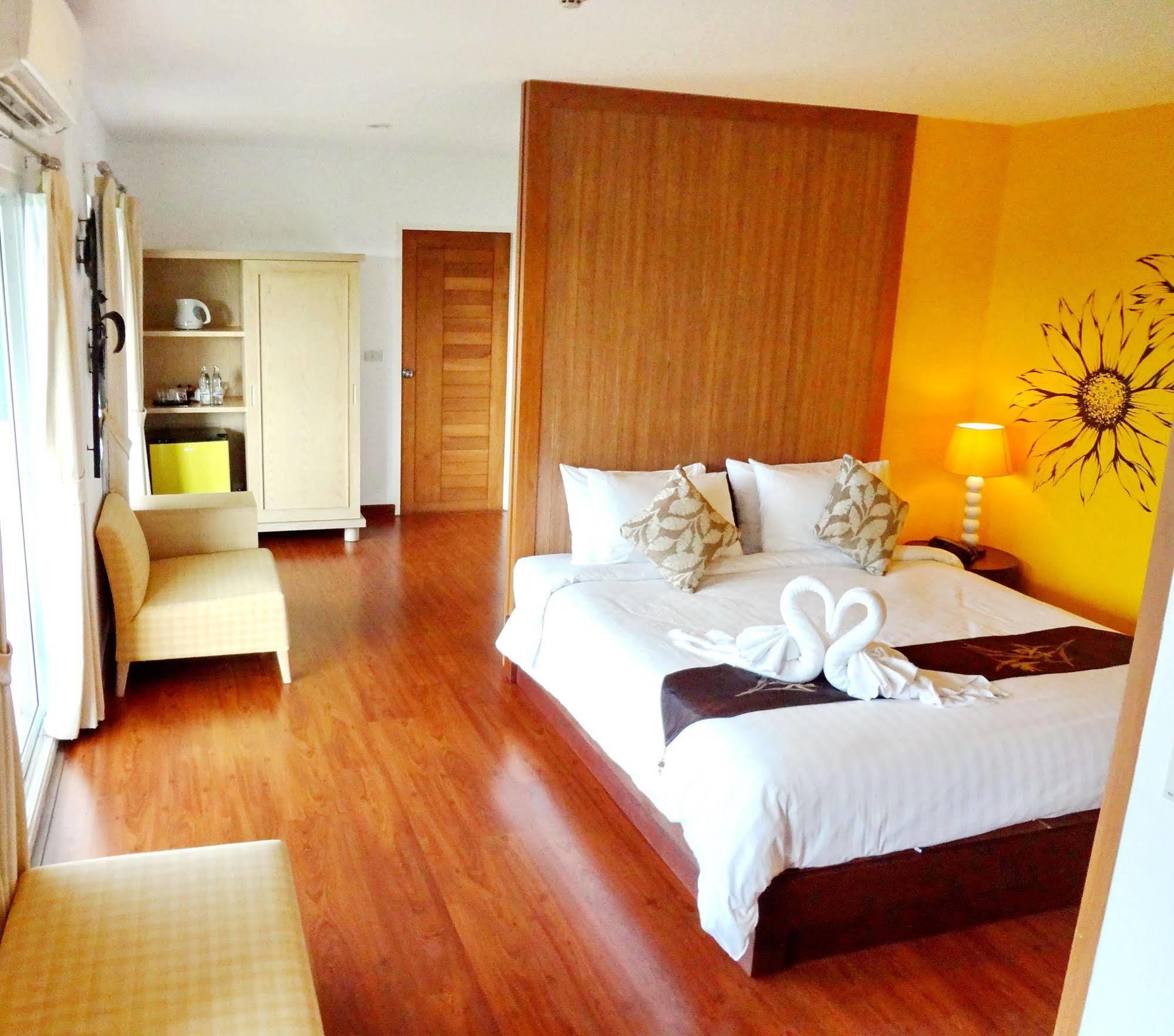 Bussaba Suvarnabhumi Airport Hotel